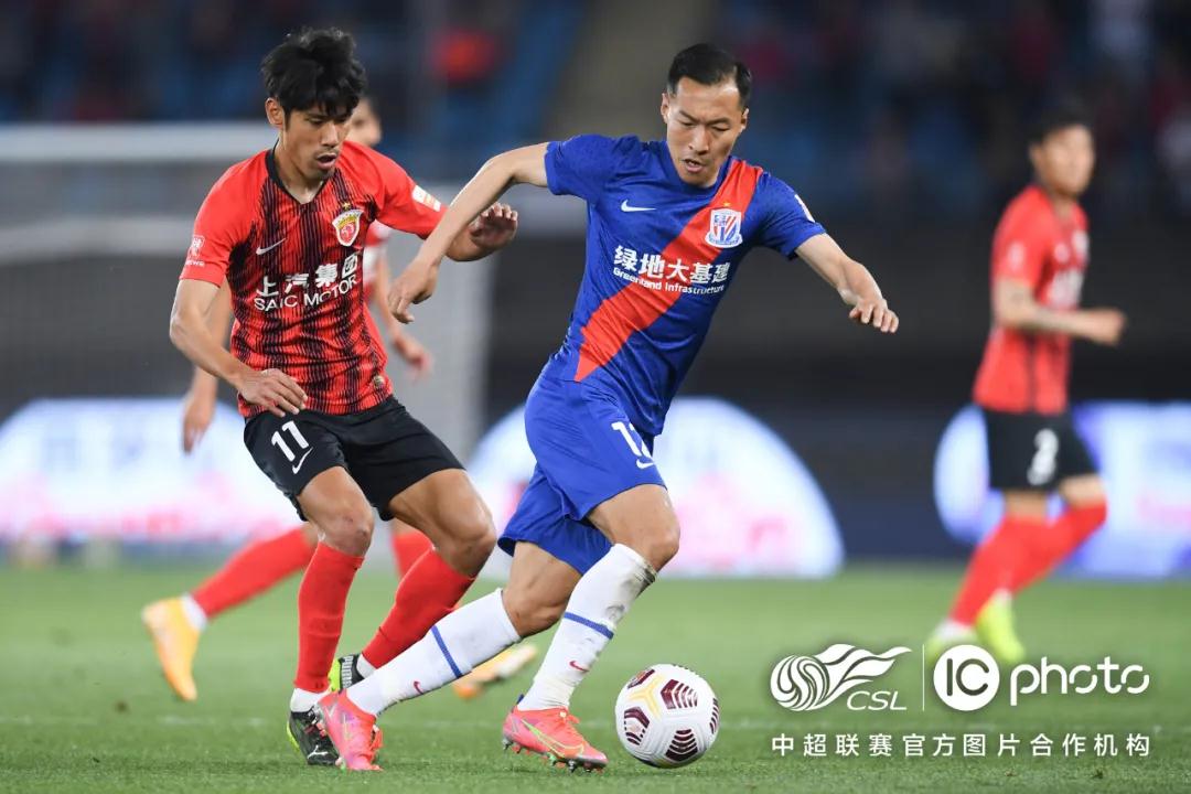 مشاهدة مباراة الزمالك والاهلي بث مباشردليل شامل لمتابعة القمة